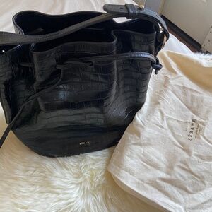 Sézane bucket bag